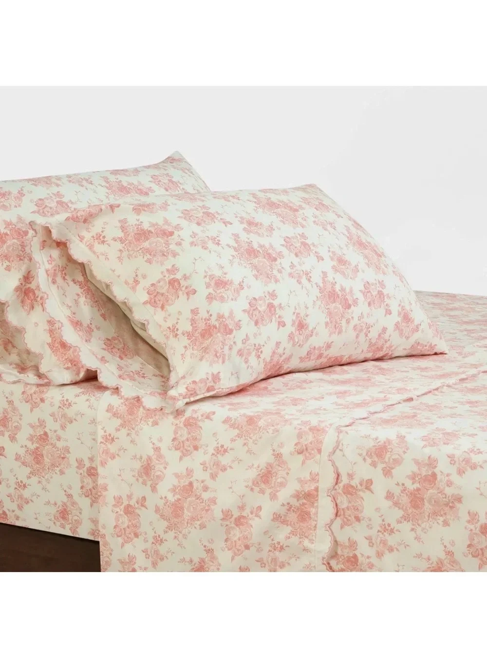Charming Cottage Floral Pink Full Sheet Set - Classic Rose Print